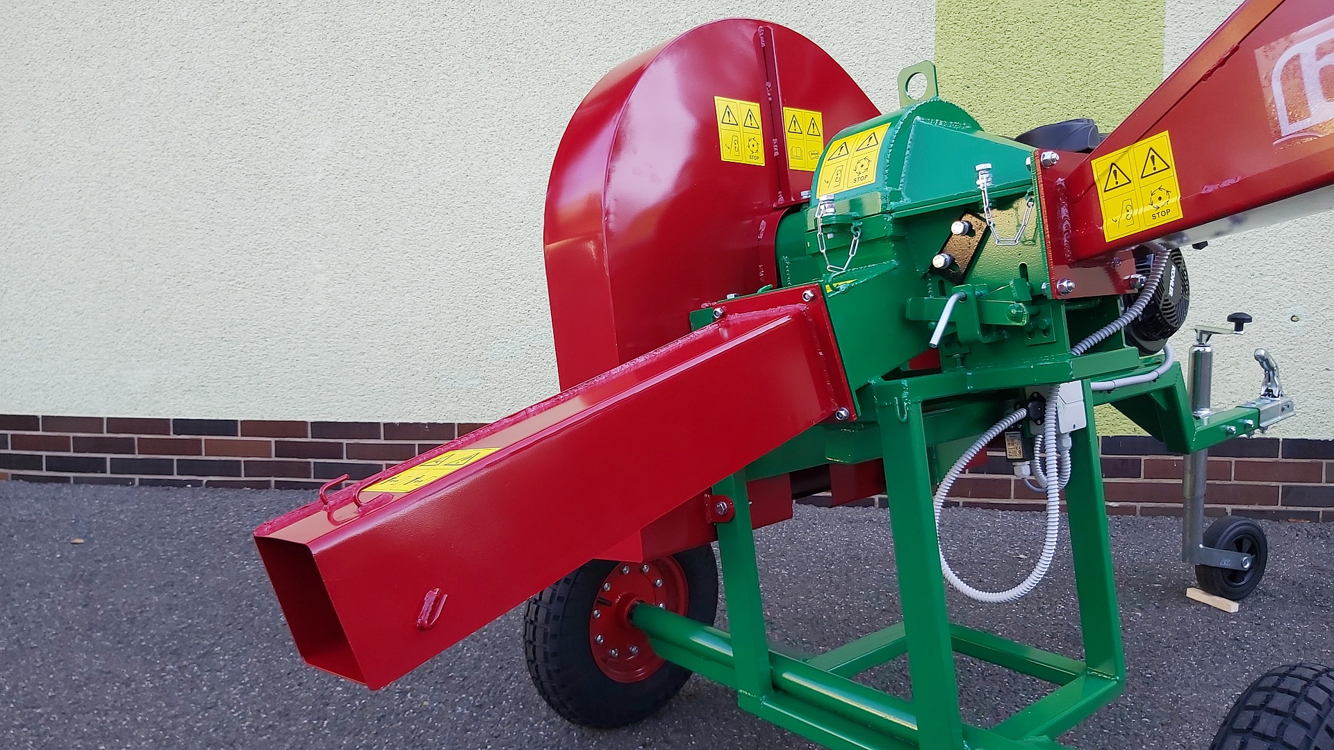 Wood chippers PIRANA 14HP WHEELS 410X100 ST/SPA/02