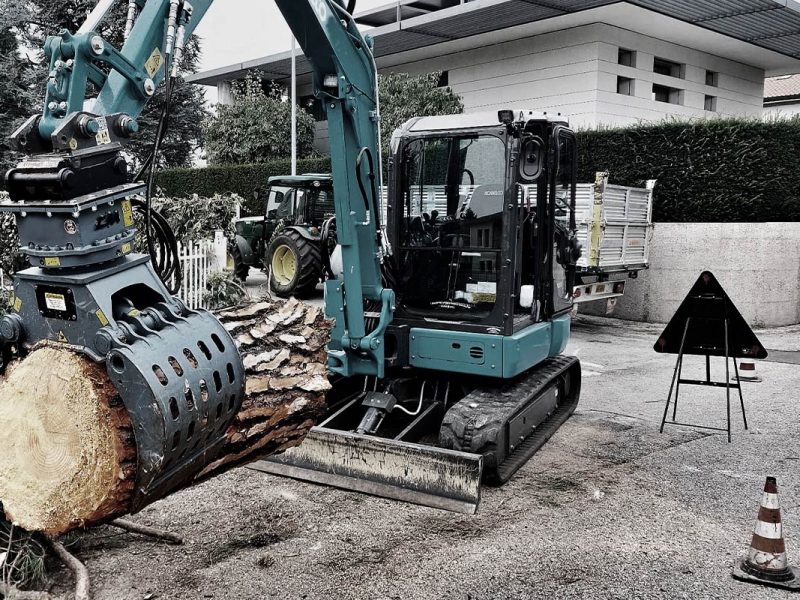 MATERIALS HANDLING